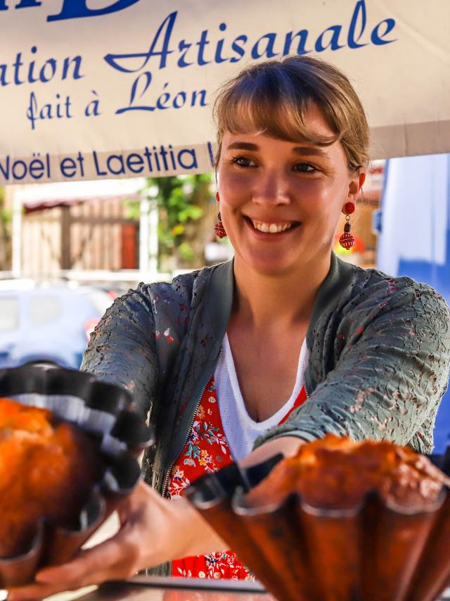 Sur le marché de Léon, des pâtisseries locales de fabrication artisanale